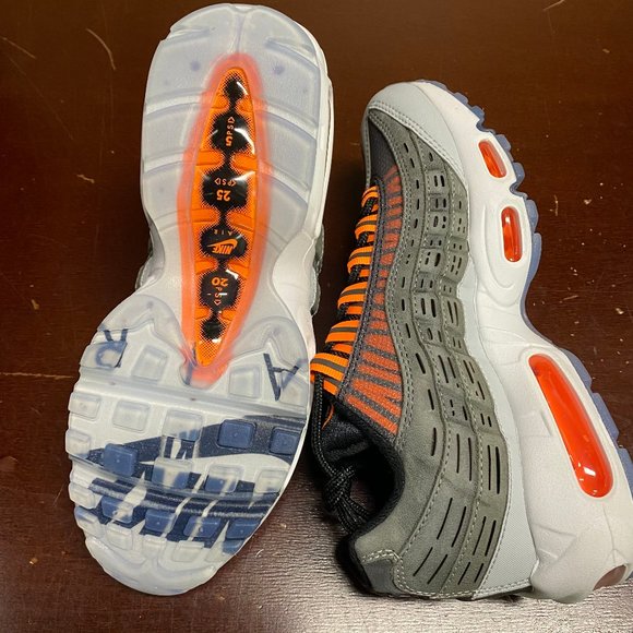 Nike Air Max 95 Sneaker Shoes Size US 5.5 US 9.5